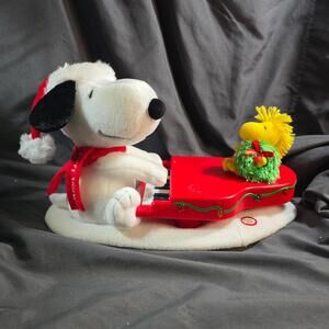 Hallmark Swingin W Snoopy Woodstock Piano Christmas Music Lights Plush Working